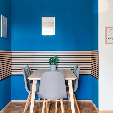 Apartment Quiet Courtyard Altstadt - 2br, Lift&free Parking By Hero Homes