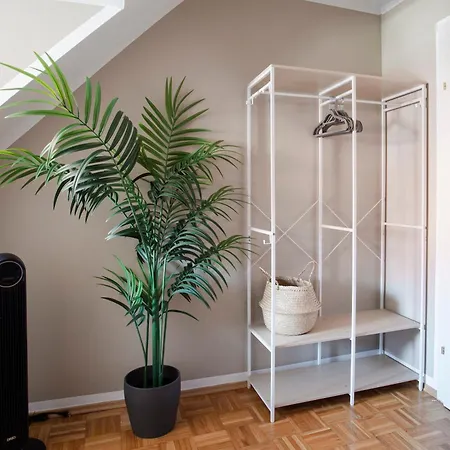 شقة Quiet Courtyard Altstadt - 2br, Lift & Free Parking By Hero Homes
