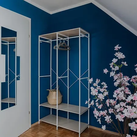 Quiet Courtyard Altstadt - 2br, Lift&free Parking By Hero Homes * Graz