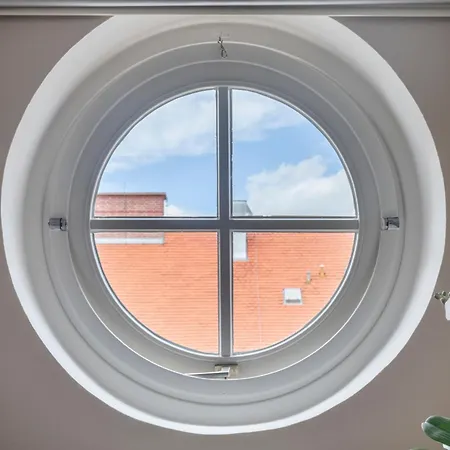 Apartment Quiet Courtyard Altstadt - 2br, Lift&free Parking By Hero Homes