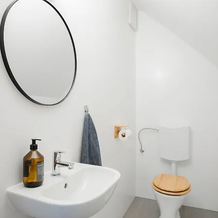 شقة Quiet Courtyard Altstadt - 2br, Lift & Free Parking By Hero Homes غراتس