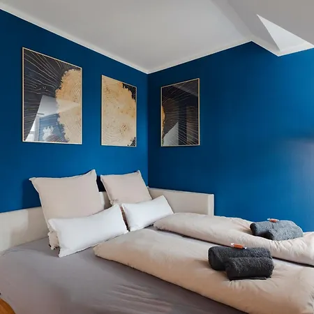 Apartment Quiet Courtyard Altstadt - 2br, Lift&free Parking By Hero Homes *